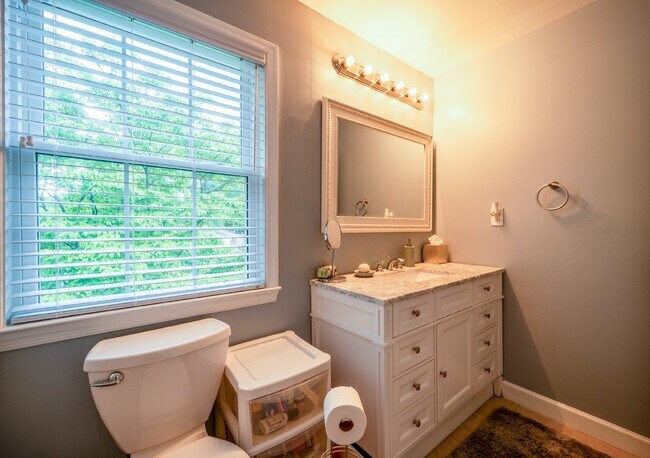 Building Photo - Extensively Renovated 4-Bedroom Home in Prime Location! Unbelievable custom kitchen.