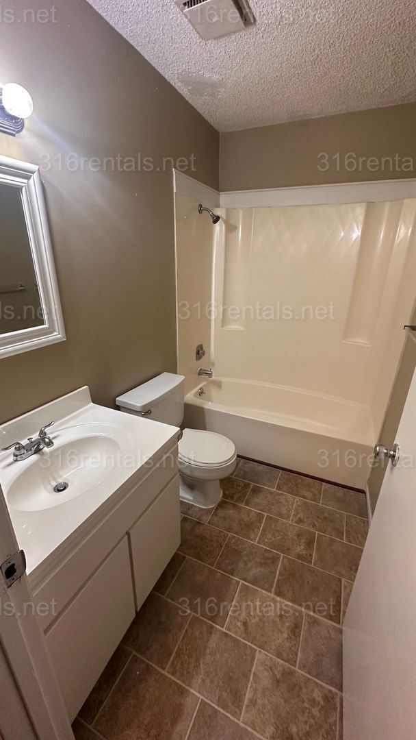 Building Photo - COMING SOON, PLEASE CHECK BACK.