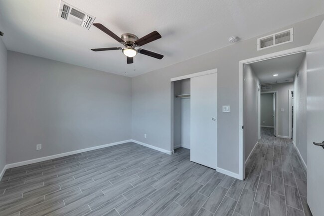 Building Photo - 6-Bedroom, 3-Bath Tempe Home with Private Pool Near ASU