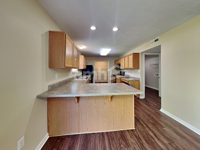 Building Photo - 12024 Seahawks Ln