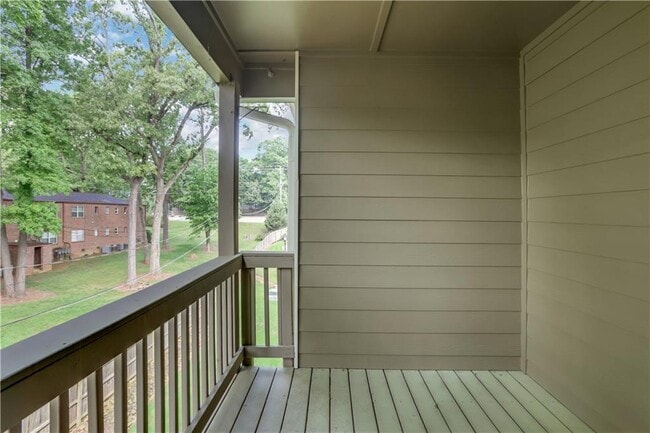 Building Photo - 1300 Hopkins Dr