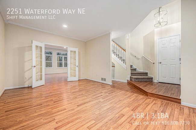 Building Photo - 2251 Waterford Way NE