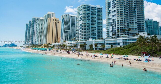 Building Photo - 300 Sunny Isles Blvd