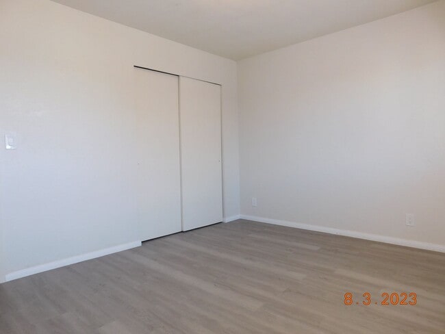Building Photo - 135 S Norma St