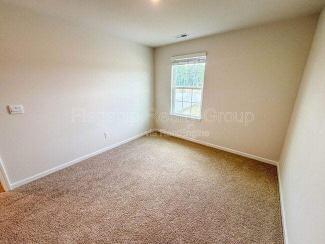 Building Photo - 2136 Montalvan Dr