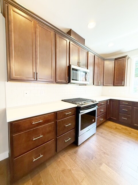 Building Photo - 9031 Triumph Ave NE