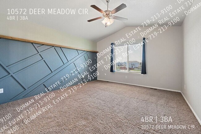 Building Photo - 10572 Deer Meadow Cir