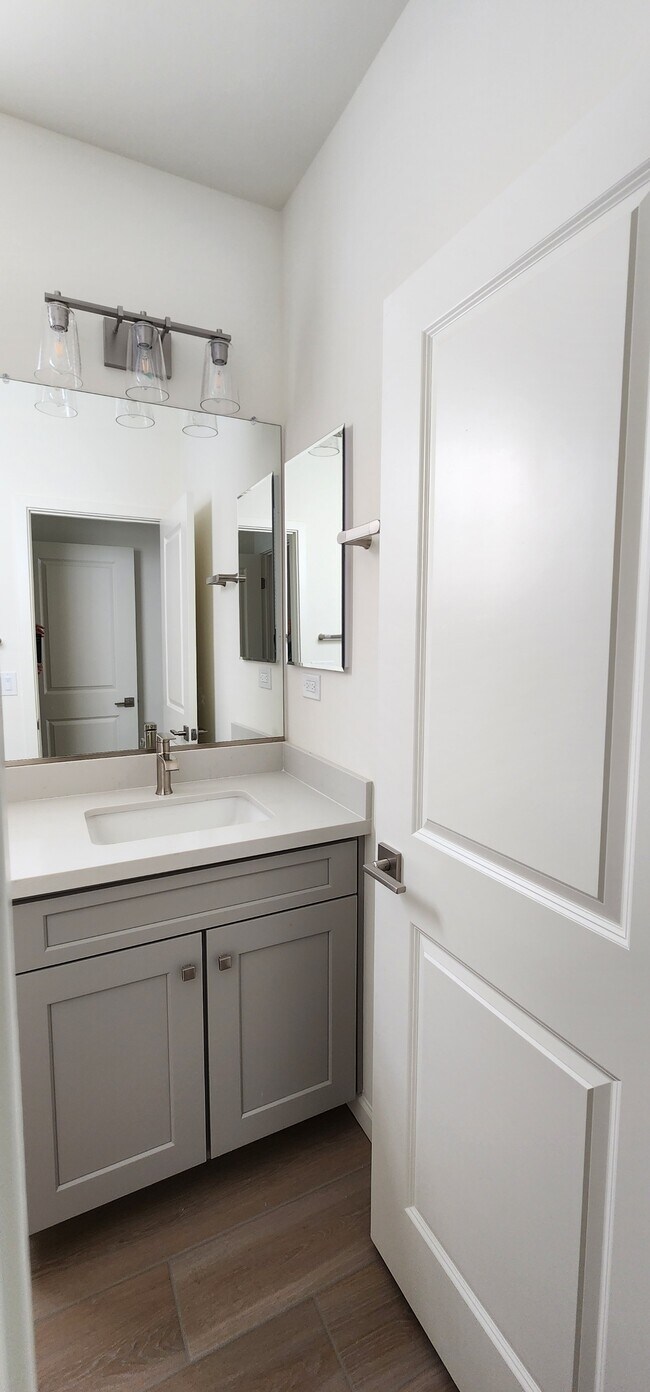 Building Photo - 3185 Blue Agave Ln