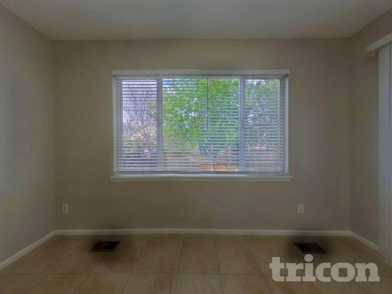 Building Photo - 10893 Bullock Ct