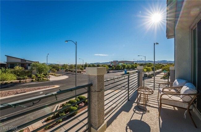 Building Photo - 1115 E Sunset Rd