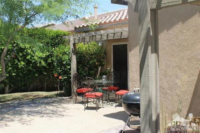 Building Photo - 749 Alta Ridge