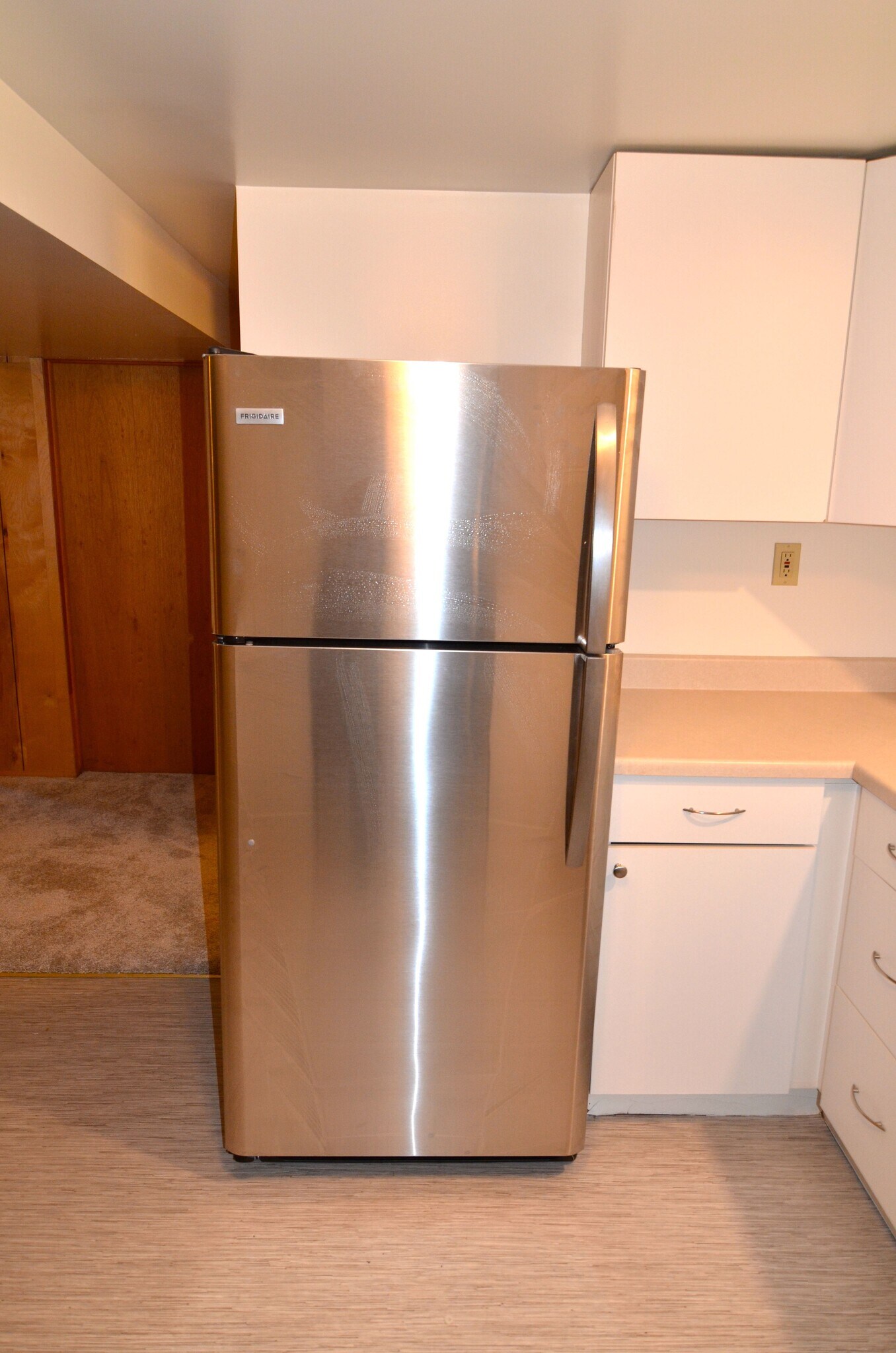 Building Photo - 1223 N 8th Ave