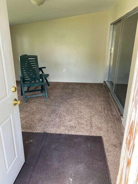 Building Photo - 720 3rd St N