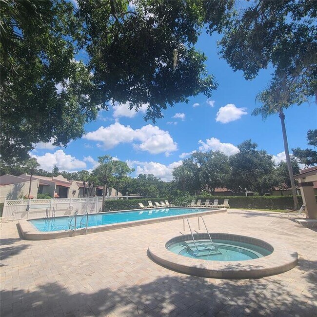 Building Photo - 3505 Tarpon Woods Blvd