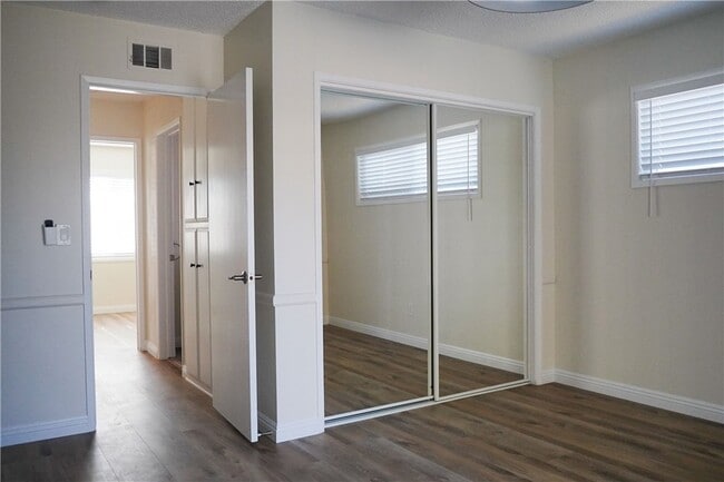Building Photo - 12752 Sutter St
