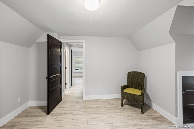 Building Photo - 122 Liberty Ave