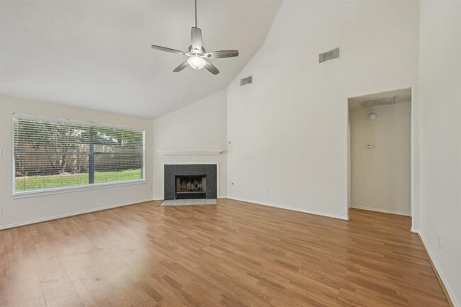 Building Photo - 15403 Court Amber Trail