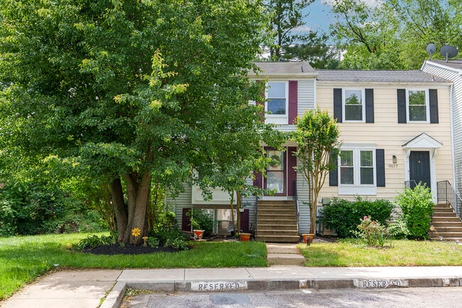 Building Photo - 9515 Quarry Bridge Ct