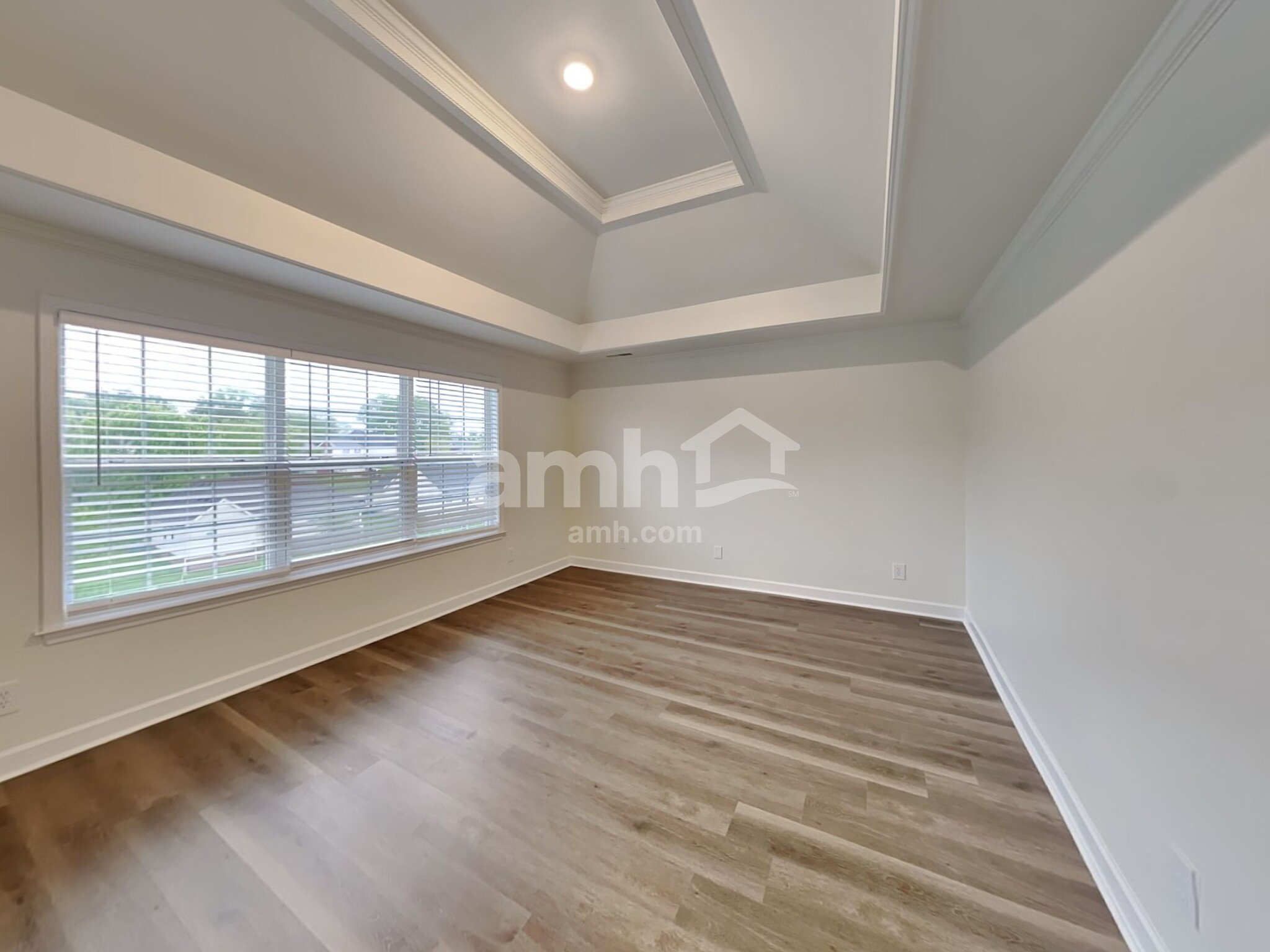 Building Photo - 3059 Romain Trail