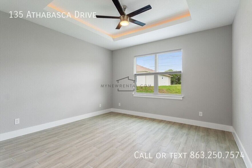 Building Photo - 135 Athabasca Dr