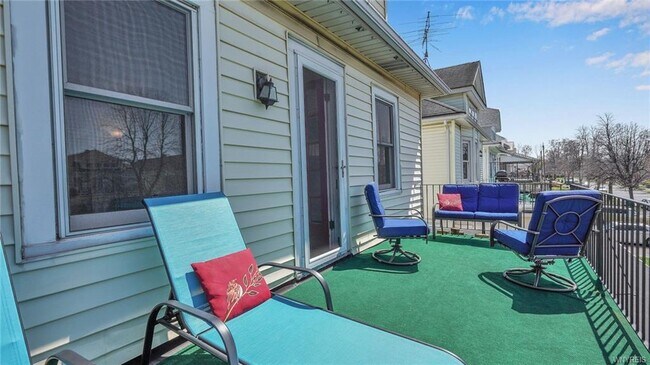 Building Photo - 59 Crestwood Ave