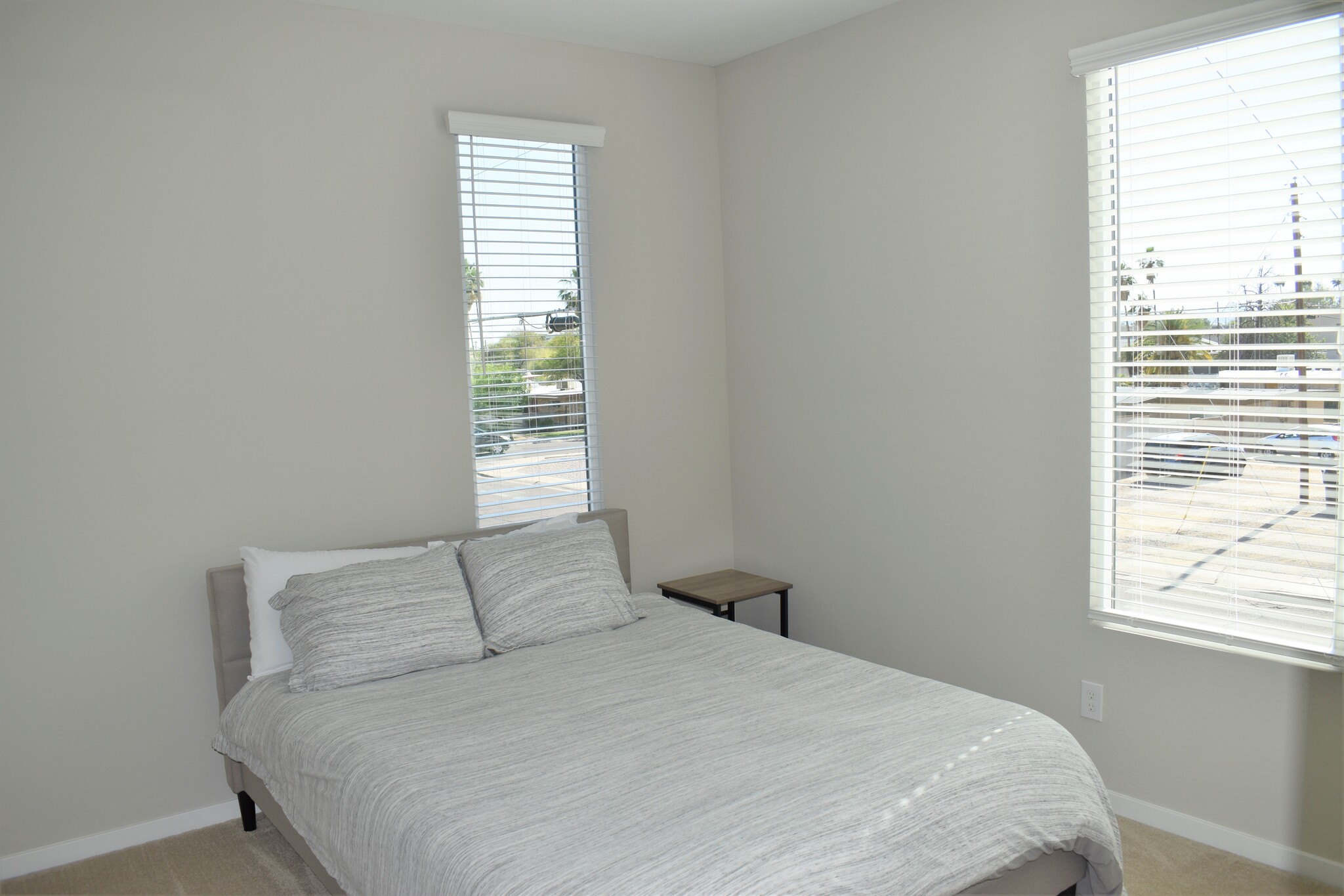 Bedroom 3 - 901 S Smith Rd