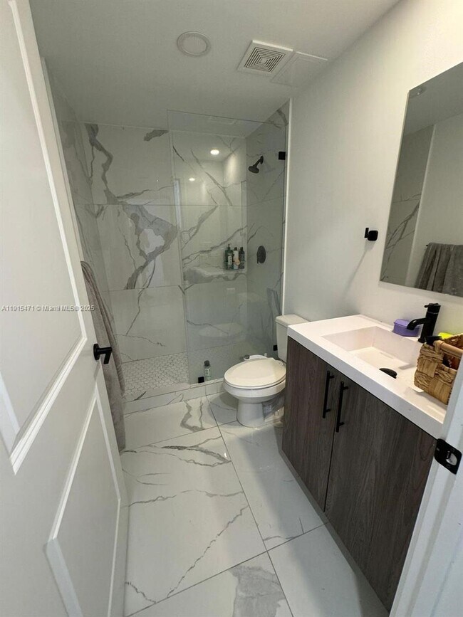 Building Photo - 1301 NW 3rd St