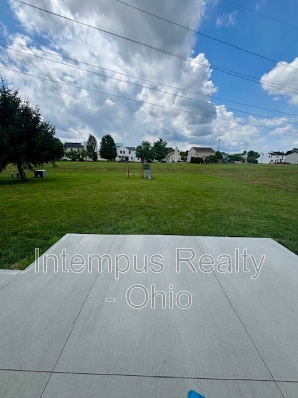Building Photo - 1482 Geranium Dr