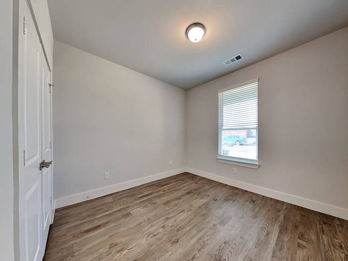 Building Photo - 3412 New York Ave