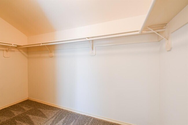 Building Photo - 2518 Atwood Glen Ln