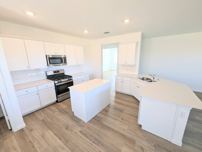 Building Photo - 14821 Lone Rock Lane