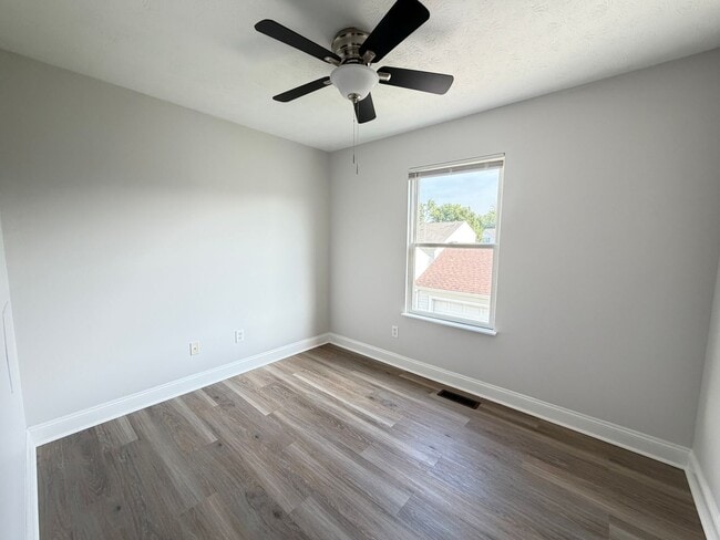 Building Photo - 6611 Hunters Creek Blvd