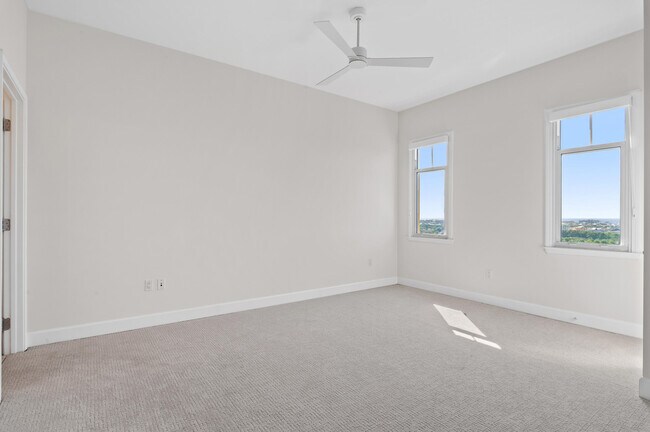 Building Photo - 400 Kelly Plantation Dr
