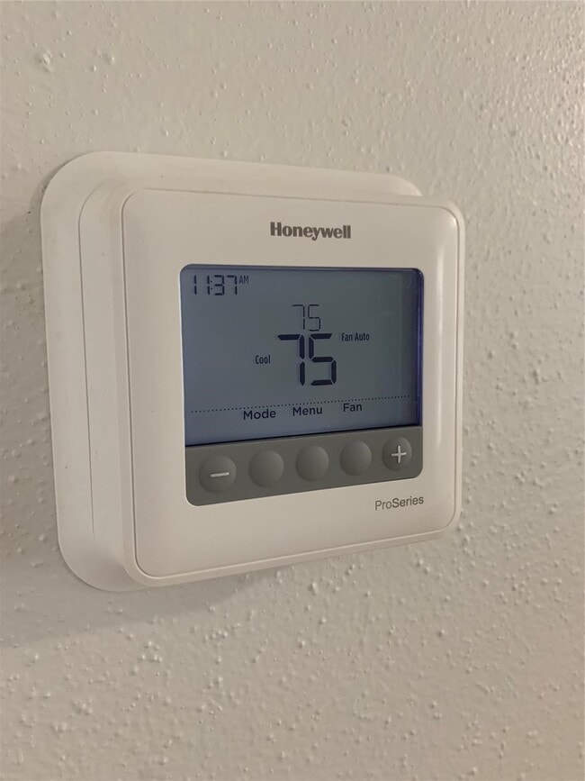 Building Photo - 2303 Blodgett St