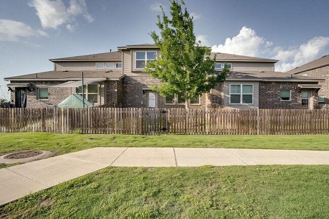 Building Photo - 505 Pearly Eye Dr