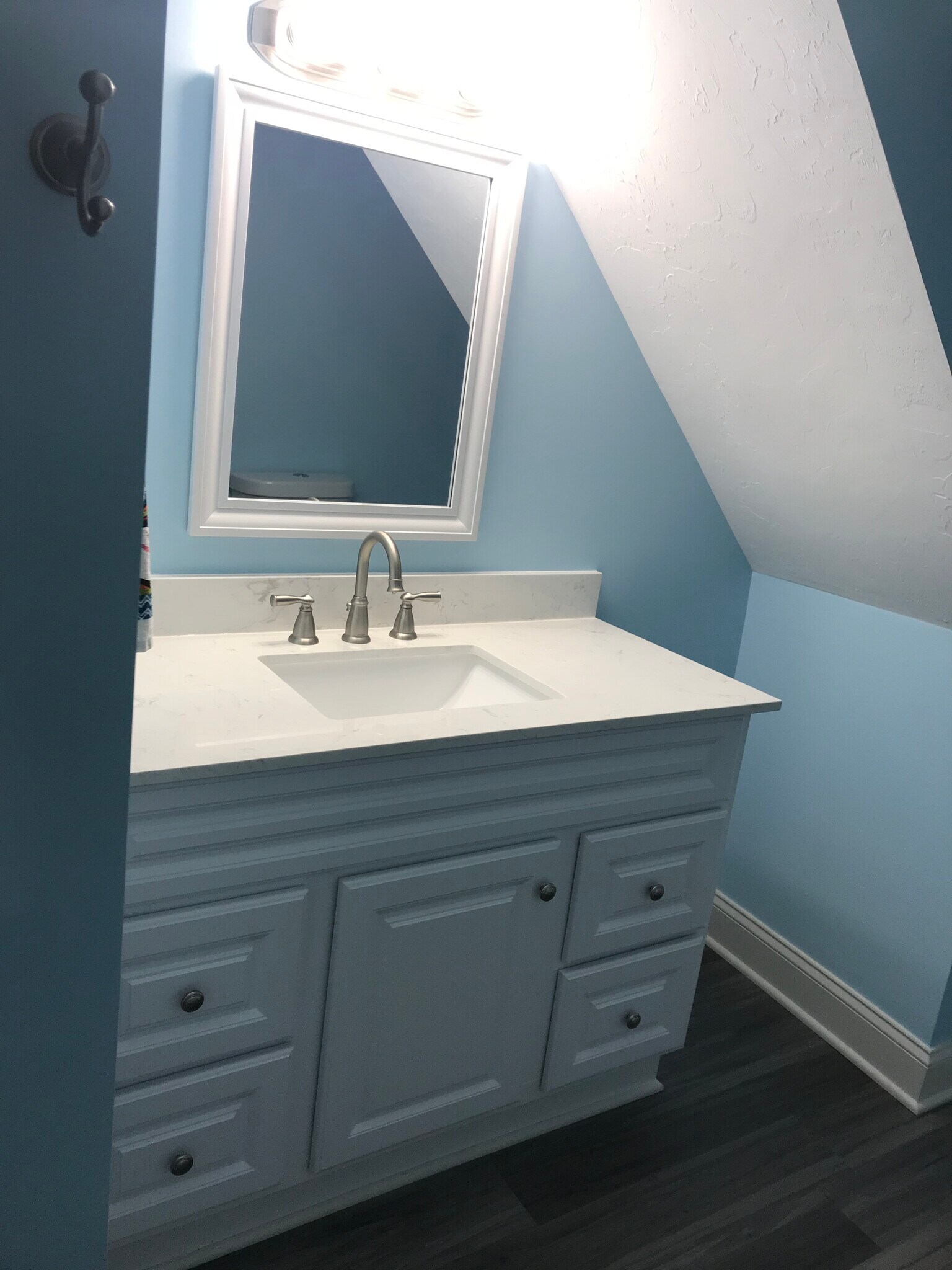 Loft Studio Bathroom - 343 Hillview Drive