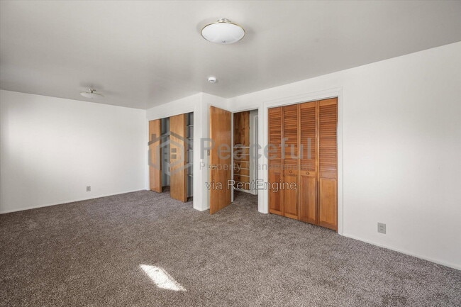 Building Photo - 2197 N 250 W