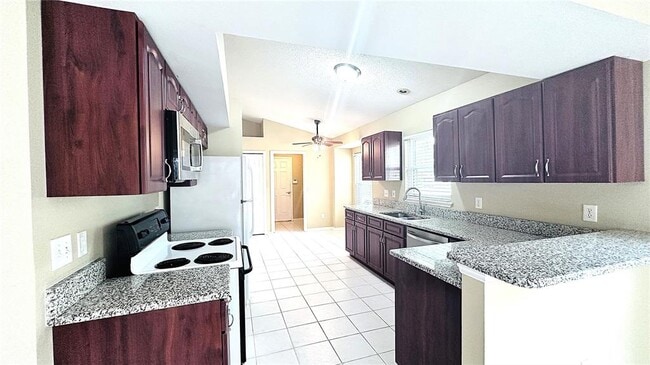 Building Photo - 10903 Rushwood Way