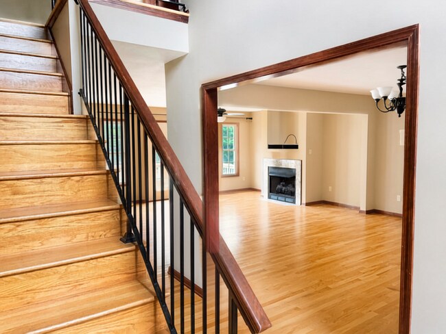 Building Photo - 1185 Eller Wood Dr