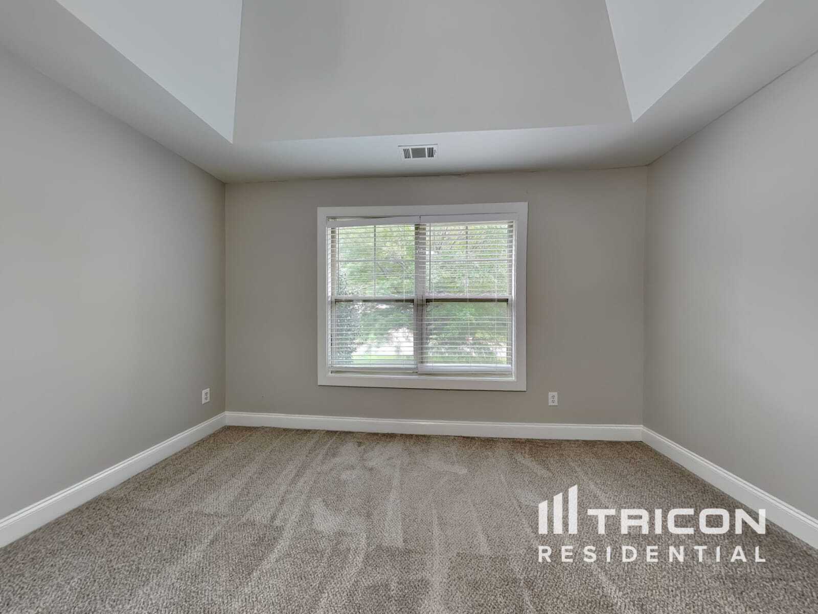 Building Photo - 294 Sweetwater Bridge Cir