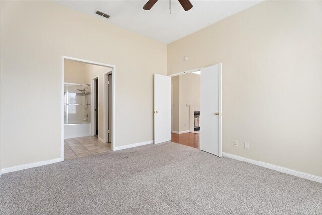 Building Photo - 4541 Country Run Way