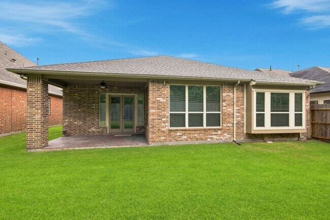 Building Photo - 25235 Denton Trace Dr