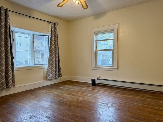 Building Photo - 24 Arden St