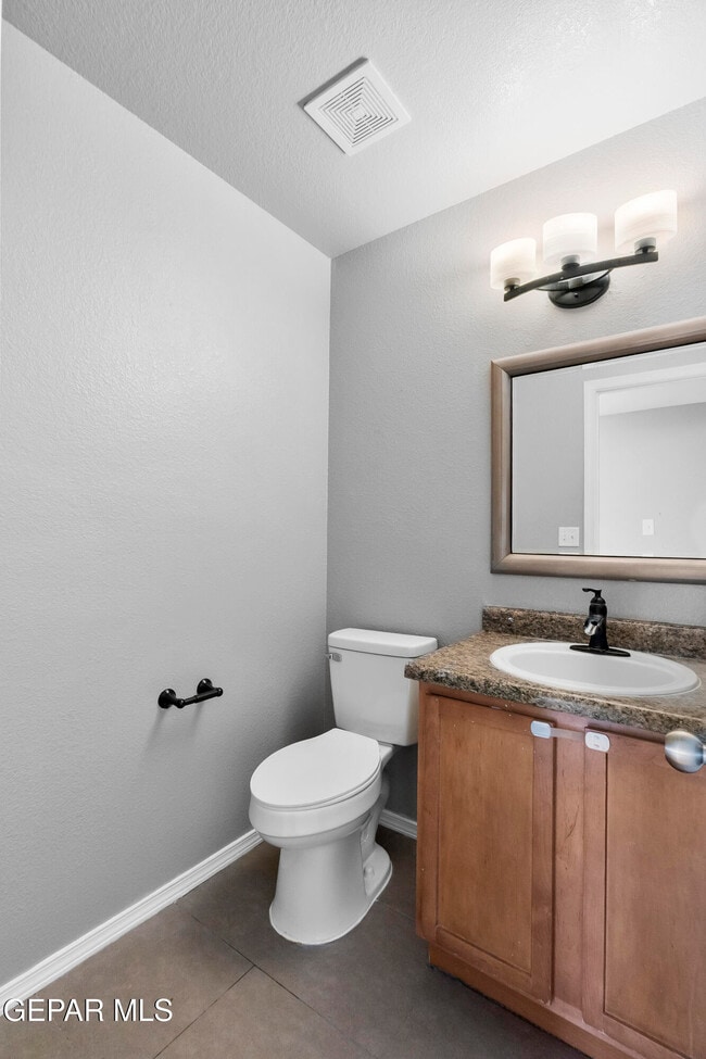 Building Photo - 1450 Senda Del Sol Ln