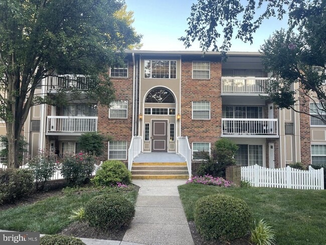 Building Photo - 1933 Wilson Ln