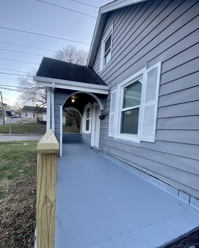 Building Photo - 1601 Minion Ave
