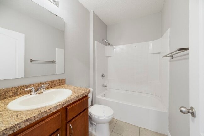 Building Photo - 443 Arbor Lakes Dr