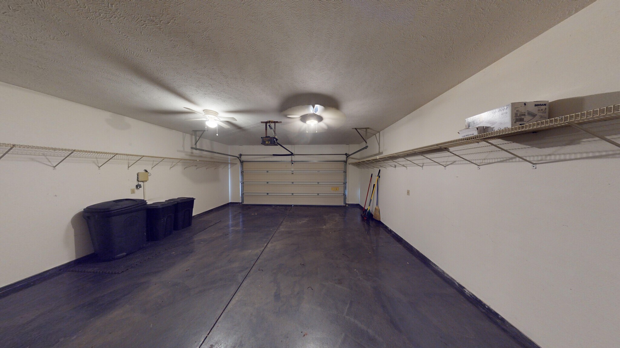 Spacious Two Car Garage - 3209 Sequoia Dr