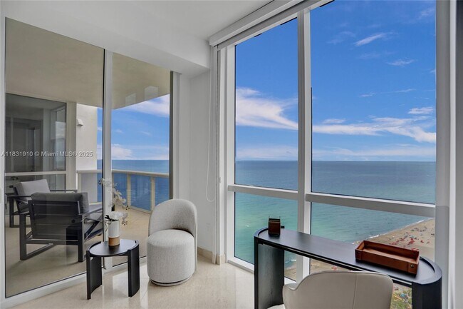 Building Photo - 18101 Collins Ave