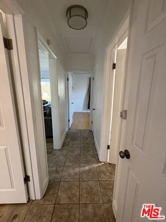 Building Photo - 2417 Andreo Ave